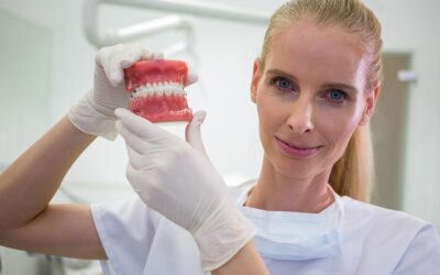 Dentaduras modernas: entenda os cuidados e novas técnicas